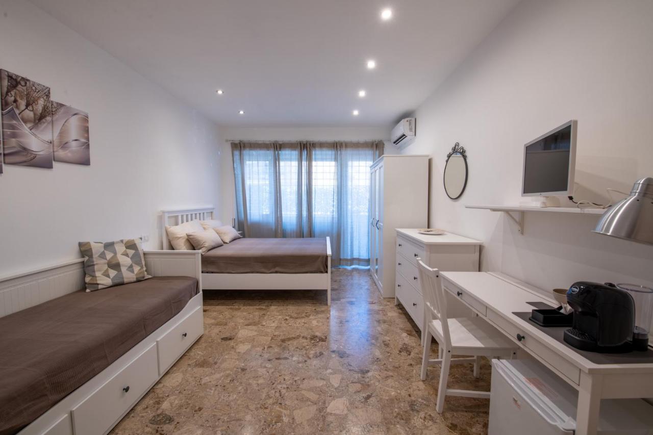Апартаменти Casa Rosa Beige E Blu Рим Екстер'єр фото